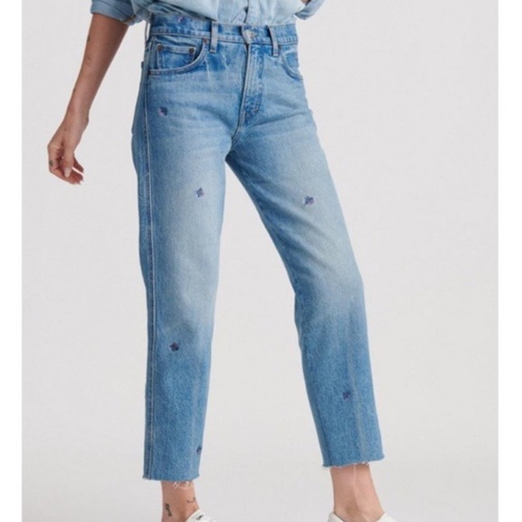 Lucky Brand Denim - Lucky Brand Sienna Mid Rise Slim Boyfriend Jean In Wisteria CT Wash Size 2/26